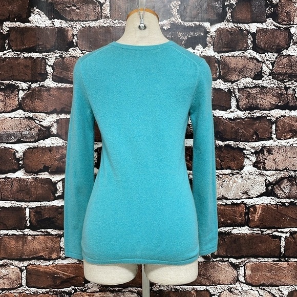McDuff Essentials Sweater Women's XS Small Blue V-Neck Cashmere Pullover - Picture 10 of 13